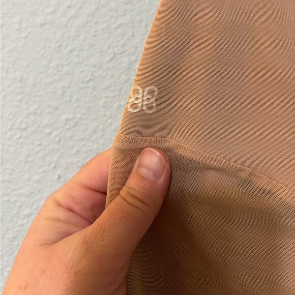 Honeylove Superpower Shaping Slimming Short in Sand Tan XL - Picture 3 of 4